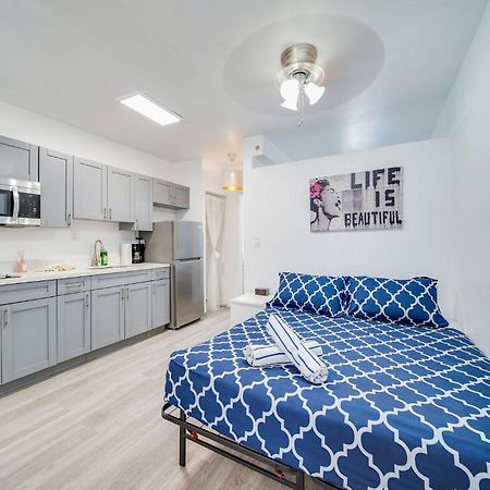 Beachy 1 B/R, W/2 Queen Beds, On Ocean Drive Beach Miami Beach Kültér fotó